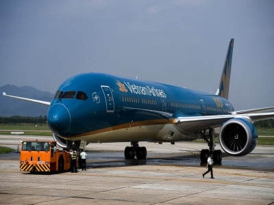 Nóng tuần qua: Thừa rất nhiều máy bay, Vietnam Airlines lập tức tìm hỗ trợ