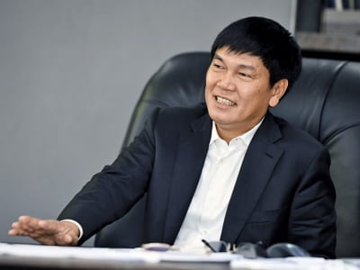Khối tài sản gia đình tỷ phú Trần Đình Long bị thổi bay hơn 600 tỷ đồng