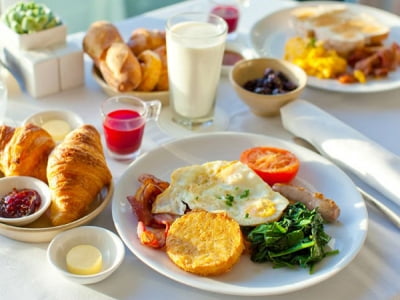 Những thực phẩm siêu bổ nhưng ăn buổi sáng lại thành "thuốc độc"