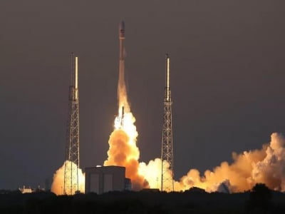 Tên lửa SpaceX ngoài tầm kiểm soát sẽ lao vào Mặt trăng trong vài tuần nữa