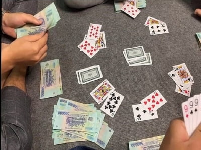 4 cán bộ Sở VH-TT-DL Thái Bình bị bắt quả tang đánh bạc tại Đắk Lắk