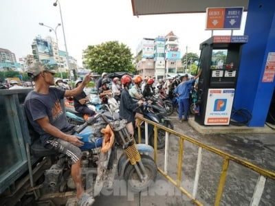 Biến động thị trường liên tục, 'sức khỏe' của ông lớn xăng dầu ra sao?