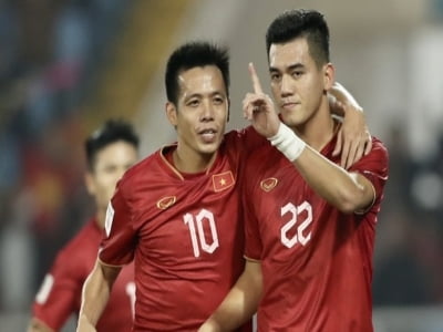 Quả bóng vàng Việt Nam 2022: Gọi tên Văn Quyết, Tiến Linh hay Hoàng Đức
