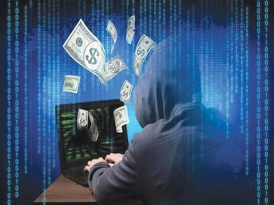 Một người ở Hà Nội mất 15,3 tỷ đồng vì bị lừa cài ứng dụng dịch vụ công giả mạo