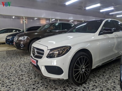 Thị trường xe cũ: Xe sang gặp khó, xe giá rẻ lên ngôi