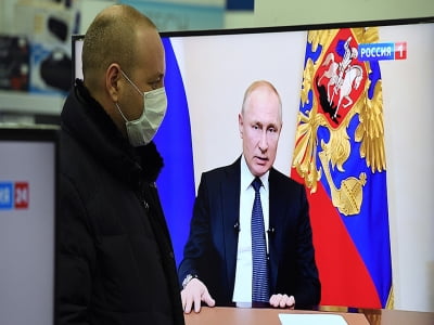 "Lấy của người giàu chia cho người nghèo": Cách ứng phó "cơn bão" Covid-19 của Tổng thống Putin khiến người dân Nga thán phục