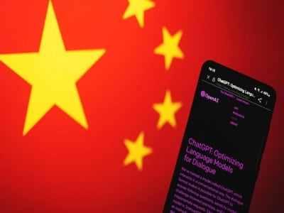 Trung Quốc mạnh tay làm sạch không gian mạng