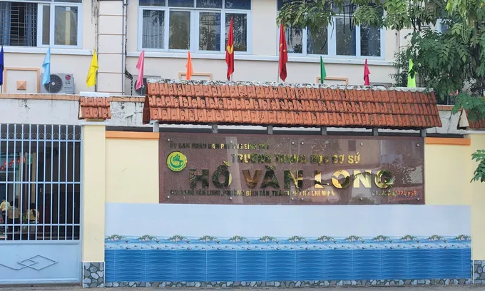 Vụ bữa ăn bán trú Trường THCS Hồ Văn Long: Cơ quan công an vào cuộc điều tra