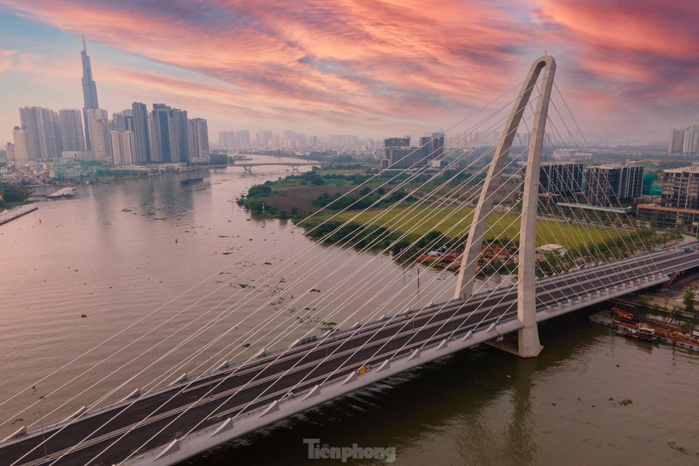 cầu vượt sài gòn